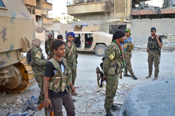 Thổ Nhĩ Kỳ không kích căn cứ Kurd ở miền bắc Syria - Sputnik Việt Nam