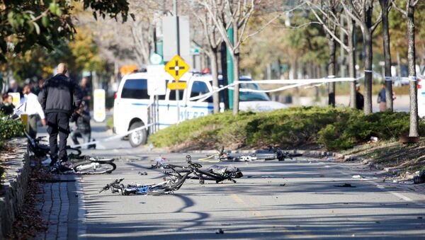 Multiple bikes are crushed along a bike path in lower Manhattan in New York, NY, U.S., October 31, 2017. - Sputnik Việt Nam