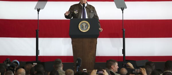 Trump vừa đến Nhật Bản liền ca ngợi lòng dũng cảm của lính Mỹ - Sputnik Việt Nam
