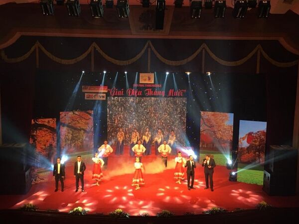 Việt Nam rộn ràng kỷ niệm Cách mạng Tháng Mười Nga - Sputnik Việt Nam