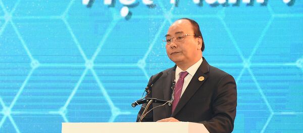 Thủ tướng Chính phủ Nguyễn Xuân Phúc phát biểu khai mạc Hội nghị Thượng đỉnh Kinh doanh Việt Nam - VBS 2017. - Sputnik Việt Nam