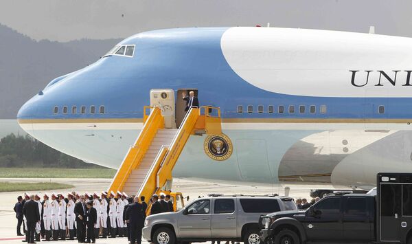 Donald Trump đã đến Việt Nam (Ảnh) Donald Trump đã đến Việt Nam (Ảnh) - Sputnik Việt Nam