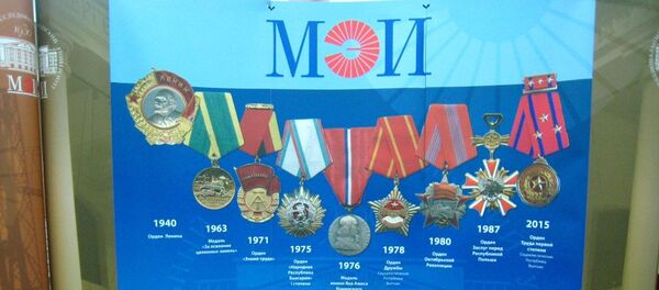 Trường Đại học Năng lượng Moskva (MEI) đã nhận được Huân chương Lao động hạng Nhất của Việt Nam Trường Đại học Năng lượng Moskva (MEI) đã nhận được Huân chương Lao động hạng Nhất của Việt Nam - Sputnik Việt Nam