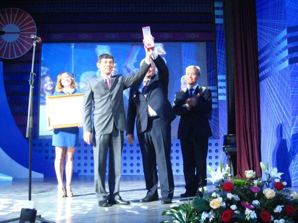 Nguyễn Trung Hà, Nikolay Rogalev và Nguyễn Quốc Sỹ - Sputnik Việt Nam