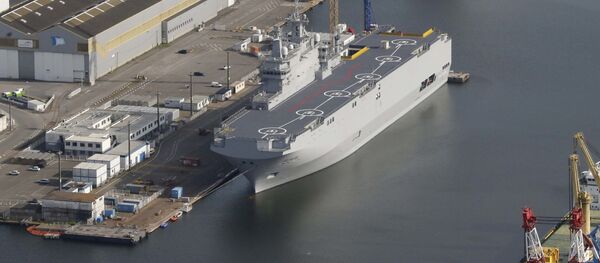 Tàu chở trực thăng Sevastopol loại Mistral - Sputnik Việt Nam