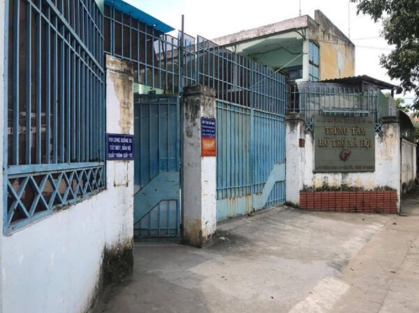 Trung tâm xã hội nơi hai cô gái bị “nhốt” 1 tuần trước khi được cho hồi gia Trung tâm xã hội nơi hai cô gái bị “nhốt” 1 tuần trước khi được cho hồi gia - Sputnik Việt Nam