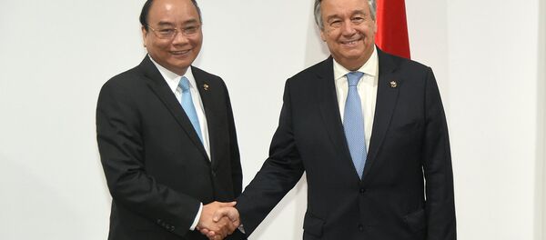 Thủ tướng Nguyễn Xuân Phúc gặp Tổng thư ký LHQ Antonio Guterres. Thủ tướng Nguyễn Xuân Phúc gặp Tổng thư ký LHQ Antonio Guterres. - Sputnik Việt Nam