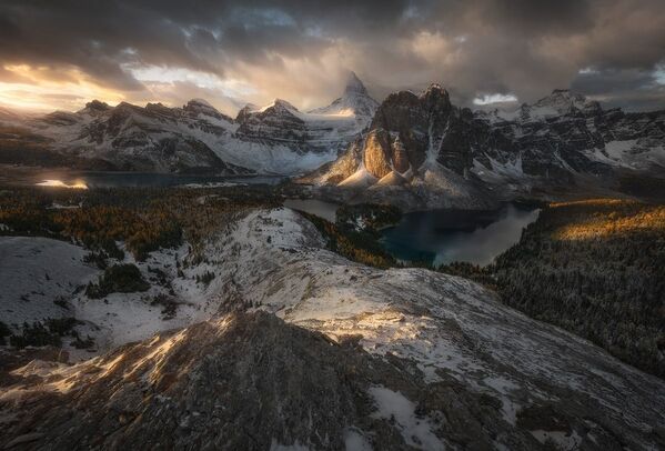 Tác phẩm “Giữa thế giới” của nhà chụp ảnh Enrico Fossati, xếp thứ 3 trong chủ đề “Hành trình và phiêu lưu” của Siena International Photo Awards 2017 - Sputnik Việt Nam