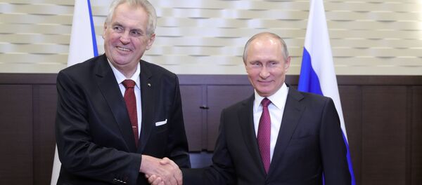 Tổng thống Cộng hòa Séc Miloš Zeman tại cuộc họp với Tổng thống Nga Vladimir Putin - Sputnik Việt Nam