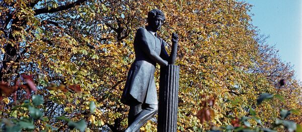 Đài tưởng niệm Pushkin  ở Moldova - Sputnik Việt Nam