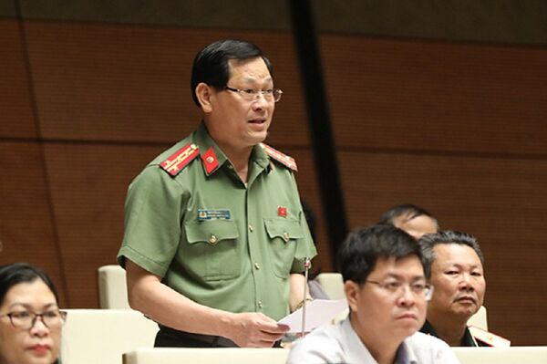 ĐB Nguyễn Hữu Cầu. ĐB Nguyễn Hữu Cầu. - Sputnik Việt Nam