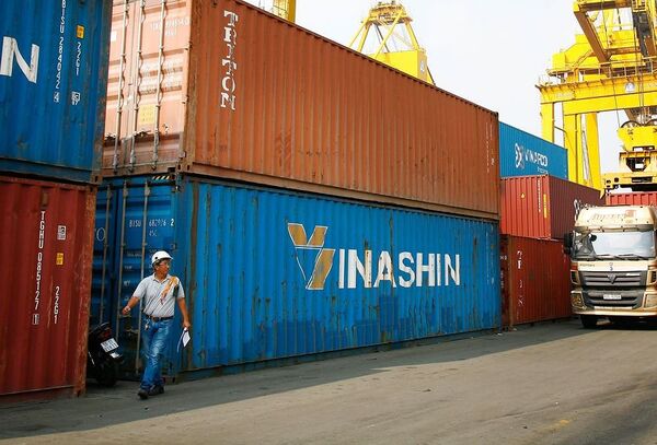 Xét xử nguyên Chủ tịch Hội đồng thành viên Vinashin Nguyễn Ngọc Sự Xét xử nguyên Chủ tịch Hội đồng thành viên Vinashin Nguyễn Ngọc Sự - Sputnik Việt Nam