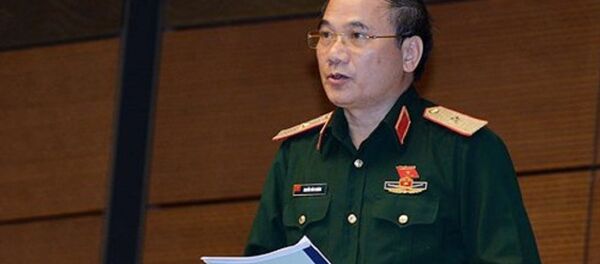 Thiếu tướng Nguyễn Văn Khánh phát biểu trên Hội trường tại Kỳ họp thứ 4, Quốc hội khoá XIV - Sputnik Việt Nam