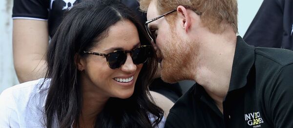 Hoàng tử Anh Harry và nữ diễn viên người Mỹ Meghan Markle - Sputnik Việt Nam