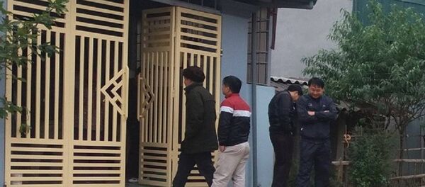 Ngôi nhà nơi hai đối tượng bịt mặt xông vào 'cướp' cháu bé - Sputnik Việt Nam