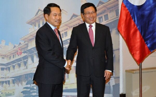 Phó Thủ tướng Phạm Bình Minh hội đàm với Bộ trưởng Ngoại giao CHDCND Lào - Sputnik Việt Nam