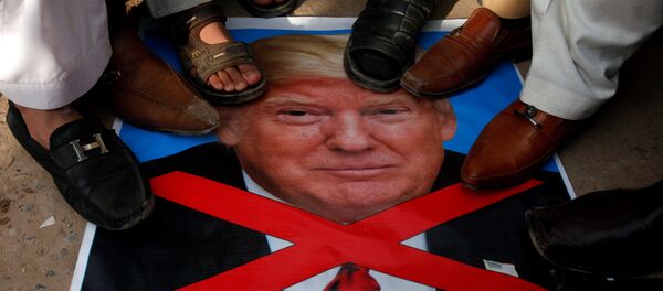 Biểu tình chống lại Donald Trump - Sputnik Việt Nam
