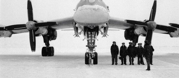 Chiếc Tu-95 của Liên Xô Chiếc Tu-95 của Liên Xô - Sputnik Việt Nam