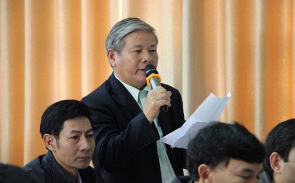 Cử tri Lê Trí Bảy cho rằng ông Huỳnh Đức Thơ không xứng đáng làm Chủ tịch UBND TP Đà Nẵng Cử tri Lê Trí Bảy cho rằng ông Huỳnh Đức Thơ không xứng đáng làm Chủ tịch UBND TP Đà Nẵng - Sputnik Việt Nam