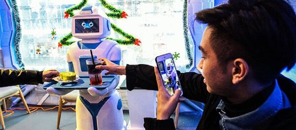 Robot bồi bàn Mortar - Sputnik Việt Nam