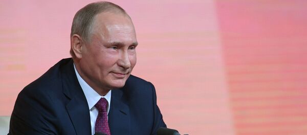 Ngày 14 tháng 12 năm 2017. Cuộc họp báo lớn thường niên của ông Vladimir Putin - Sputnik Việt Nam