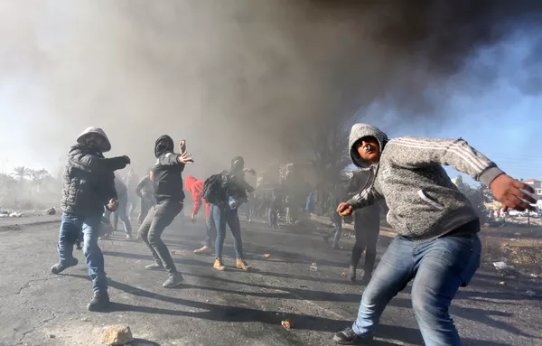 Những người tham gia biểu tình tại Ramallah (Palestine) chống quyết định của Mỹ công nhận Jerusalem là thủ đô Israel Những người tham gia biểu tình tại Ramallah (Palestine) chống quyết định của Mỹ công nhận Jerusalem là thủ đô Israel - Sputnik Việt Nam