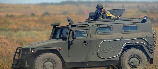 Xe bọc thép đa năng AMN 233114 Tiger-M - Sputnik Việt Nam