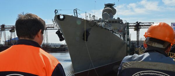 Tàu khu trục Gepard 3,9 đã thử nghiệm tại nhà máy Zelenodolsk - Sputnik Việt Nam