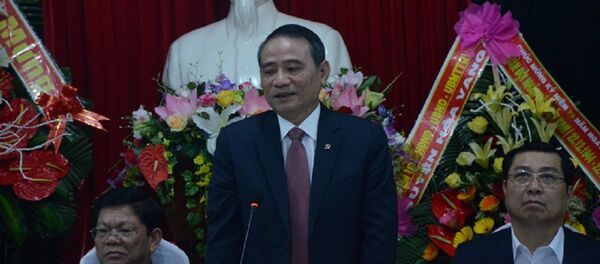 Ông Trương Quang Nghĩa, bí thư Thành ủy Đà Nẵng, trong buổi gặp mặt các sĩ quan quân đội Ông Trương Quang Nghĩa, bí thư Thành ủy Đà Nẵng, trong buổi gặp mặt các sĩ quan quân đội - Sputnik Việt Nam