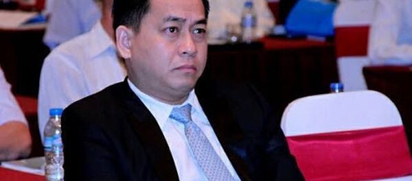 Bộ Công an đã có quyết định khởi tố bị can với Phan Văn Anh Vũ (còn gọi là Vũ ''nhôm'') tội Cố ý làm lộ tài liệu bí mật Nhà nước theo Điều 263 BLHS và phát lệnh truy nã trên toàn quốc. Bộ Công an đã có quyết định khởi tố bị can với Phan Văn Anh Vũ (còn gọi là Vũ ''nhôm'') tội Cố ý làm lộ tài liệu bí mật Nhà nước theo Điều 263 BLHS và phát lệnh truy nã trên toàn quốc. - Sputnik Việt Nam