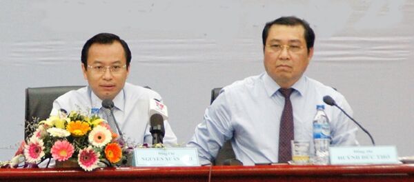 Ông Nguyễn Xuân Anh (trái) và ông Huỳnh Đức Thơ - Sputnik Việt Nam