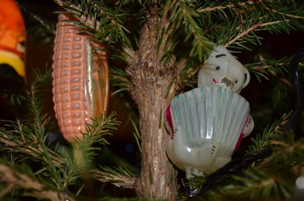 đồ chơi trang trí cây thông Liên Xô - Sputnik Việt Nam