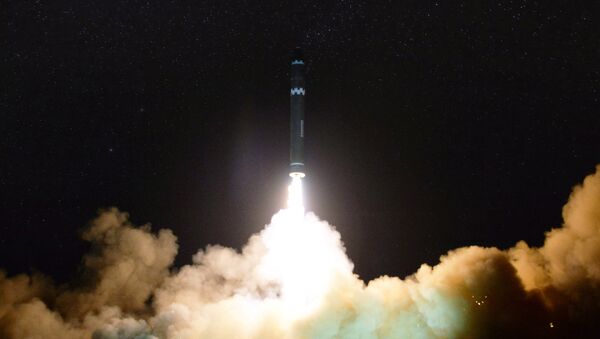 A view of the newly developed intercontinental ballistic rocket Hwasong-15's test that was successfully launched is seen in this undated photo released by North Korea's Korean Central News Agency (KCNA) in Pyongyang November 30, 2017 - Sputnik Việt Nam