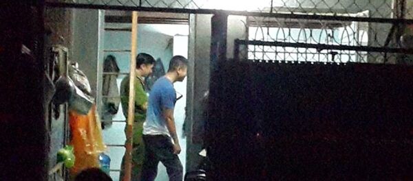 Công an khám nghiệm hiện trường vụ án mạng - Sputnik Việt Nam