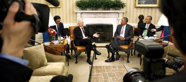Tổng Bí thư Đảng Cộng sản Việt Nam Nguyễn Phú Trọng và Tổng thống Barack Obama - Sputnik Việt Nam