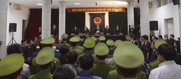 Phiên tòa xét xử đại án tham nhũng ở Hà Nội - Sputnik Việt Nam