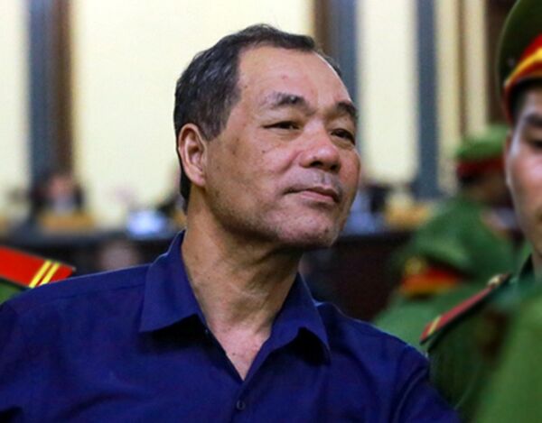 Ông Trầm Bê tại tòa - Sputnik Việt Nam