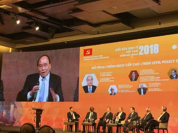 Thủ tướng chia sẻ thẳng thắn nhiều quan điểm điều hành, chính sách kinh tế của Chính phủ năm 2018 và những năm tiếp theo - Sputnik Việt Nam