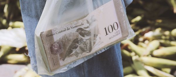Tiền đồng bolivars của Venezuela - Sputnik Việt Nam