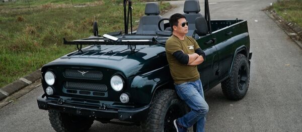 UAZ Hunter mui trần trang bị động cơ diesel và option lốp địa hình - Sputnik Việt Nam