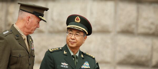 Joseph Dunford với Thượng tướng Phòng Phong Huy - Sputnik Việt Nam