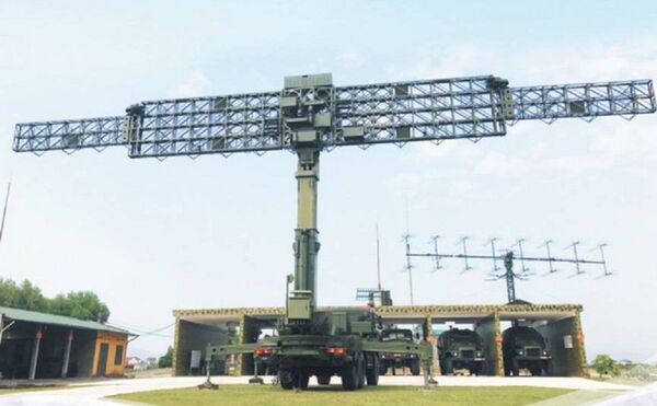 Radar RV-02 do Việt Nam chế tạo biên chế ở Trạm radar 61. Radar RV-02 do Việt Nam chế tạo biên chế ở Trạm radar 61. - Sputnik Việt Nam
