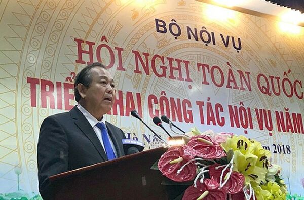 Phó Thủ tướng Trương Hòa Bình cũng yêu cầu Bộ Nội vụ đánh giá lại hiệu quả thực tế của việc thi nâng ngạch công chức - Sputnik Việt Nam