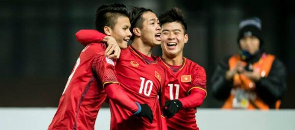 Việt Nam đã giành thắng lợi sau loạt sút luân lưu 11m trước Iraq. - Sputnik Việt Nam