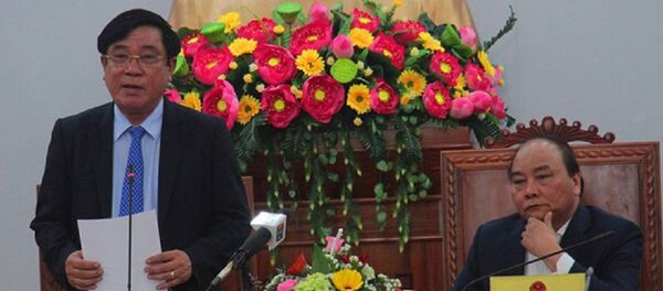 Bí thư Tỉnh ủy Bình Định Nguyễn Thanh Tùng tha thiết đề nghị Thủ tướng xem xét lấy lại cảng Quy Nhơn cho Nhà nước quản lý. Bí thư Tỉnh ủy Bình Định Nguyễn Thanh Tùng tha thiết đề nghị Thủ tướng xem xét lấy lại cảng Quy Nhơn cho Nhà nước quản lý. - Sputnik Việt Nam