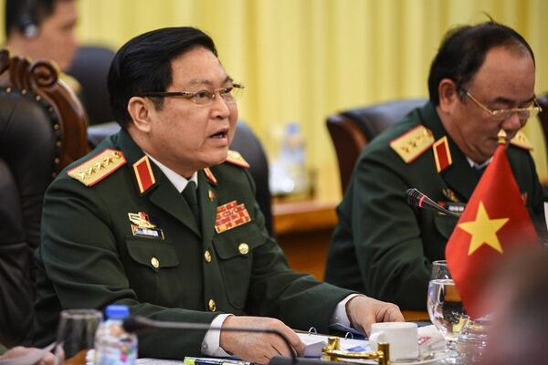 Bộ trưởng Quốc phòng Việt Nam Ngô Xuân Lịch hội đàm cùng Bộ trưởng Quốc phòng Nga sáng nay (23/1). - Sputnik Việt Nam