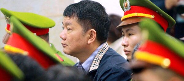 Ông Đinh La Thăng Ông Đinh La Thăng - Sputnik Việt Nam