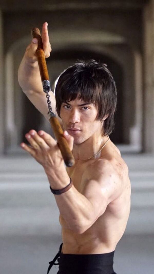 Abbas Alizadeh được gọi là Bruce Lee ( Lý Tiểu Long) của Afghanistan.  - Sputnik Việt Nam