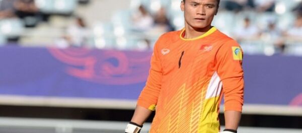Thủ môn Bùi Tiến Dũng từng bị HLV Hữu Thắng “bỏ rơi”. - Sputnik Việt Nam