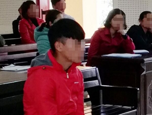 Bị cáo T. bị HĐXX tuyên phạt N.T.T 6 năm tù về tội “Hiếp dâm trẻ em - Sputnik Việt Nam